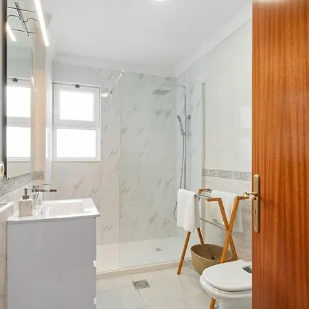 Atlantic Paradise Apartment Canico (Madeira)